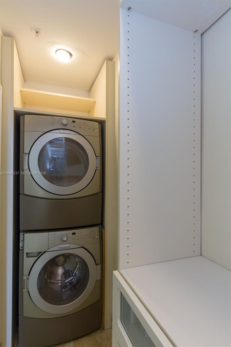 888 Brickell Key Dr #PH2802 Miami, FL 33131