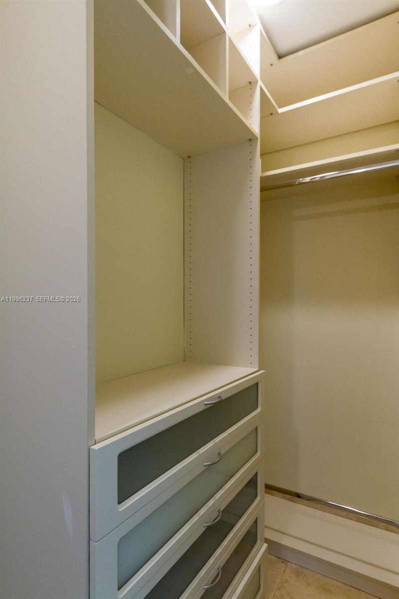 888 Brickell Key Dr #PH2802 Miami, FL 33131