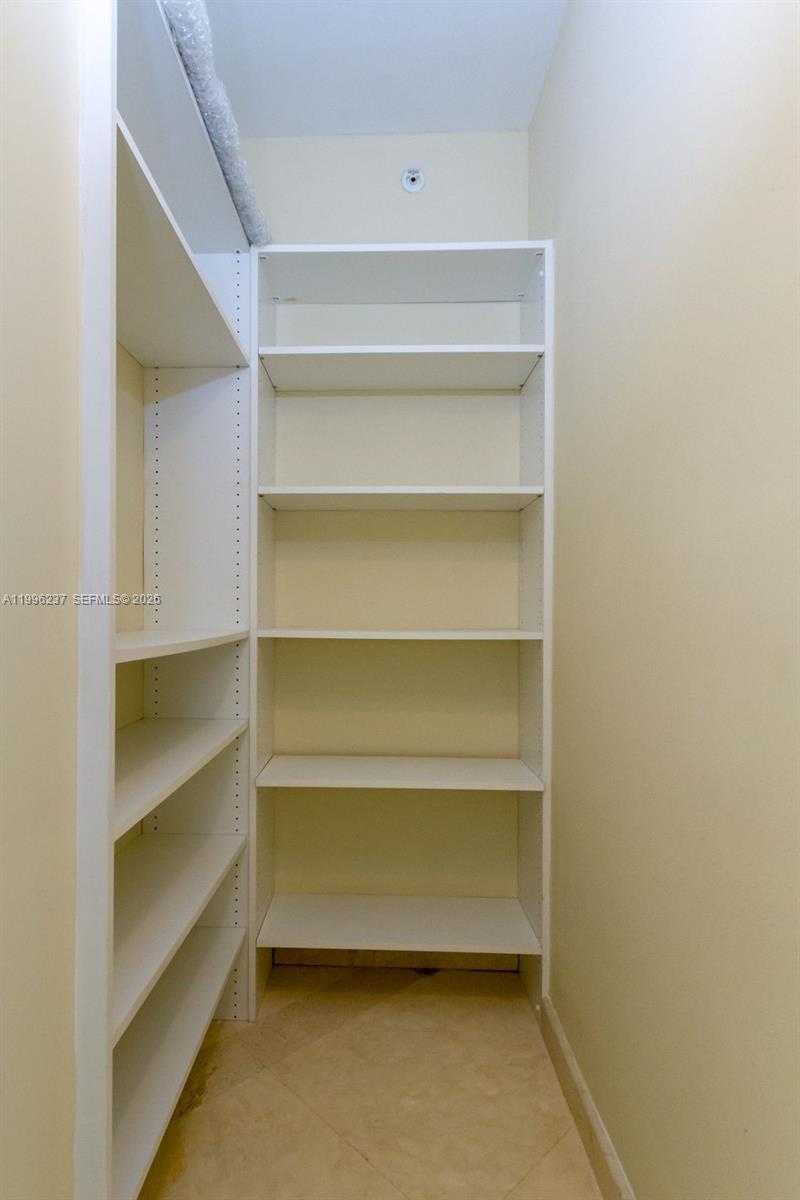 888 Brickell Key Dr #PH2802 Miami, FL 33131