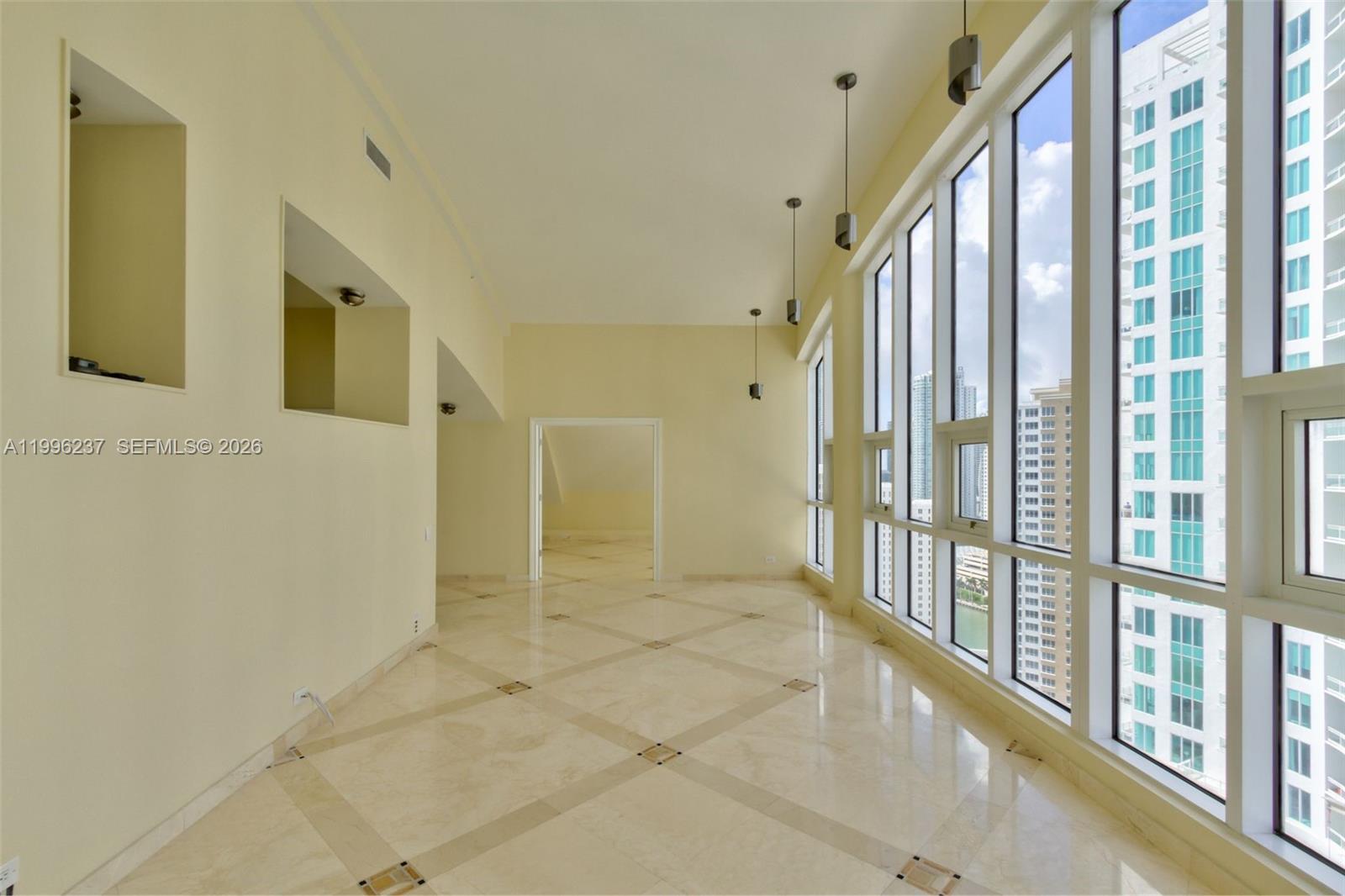 888 Brickell Key Dr #PH2802 Miami, FL 33131