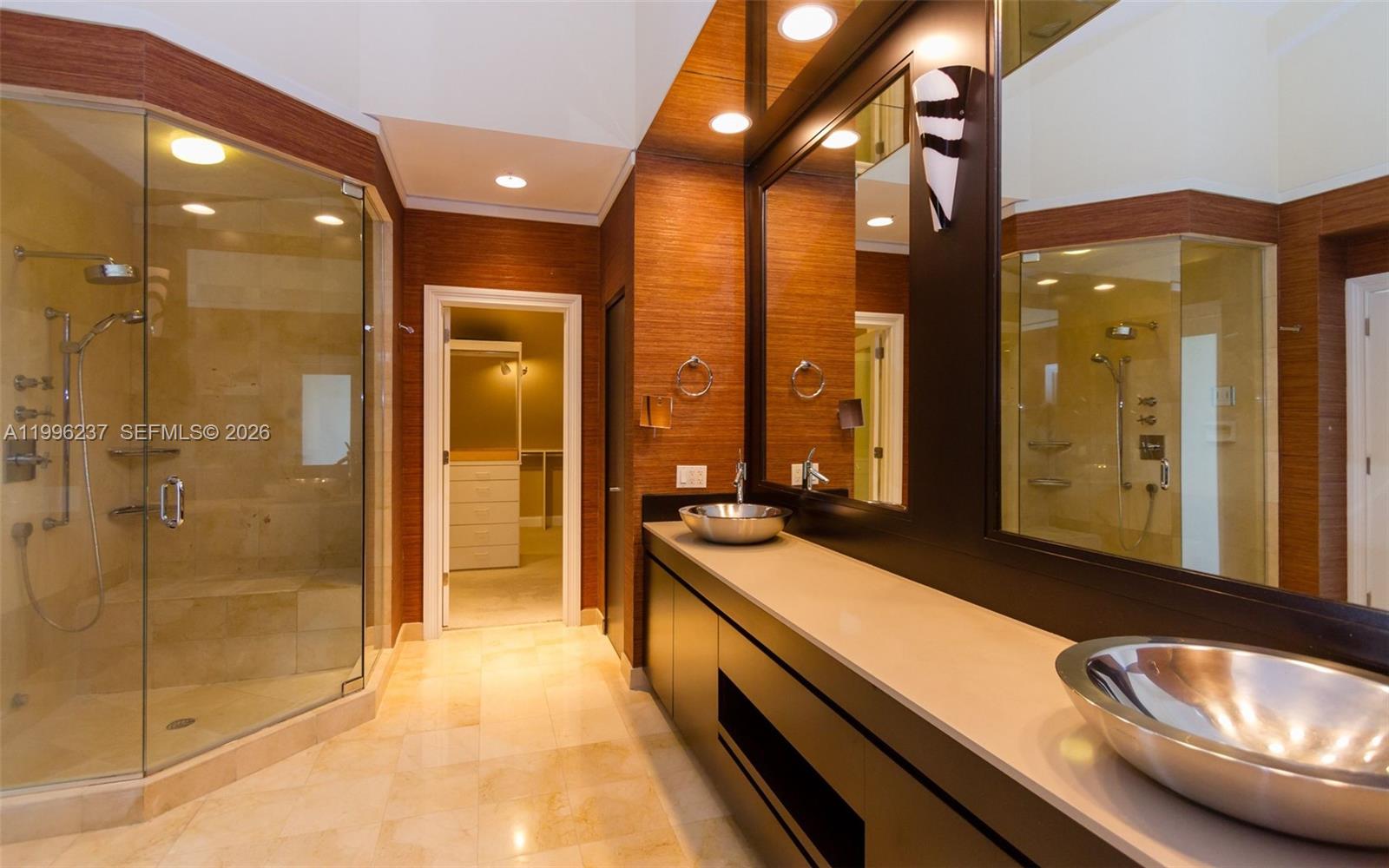 888 Brickell Key Dr #PH2802 Miami, FL 33131