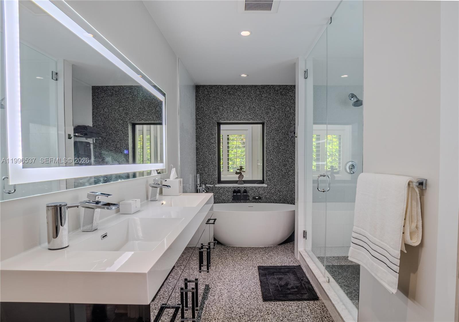 231 Fluvia Ave Coral Gables, FL 33134