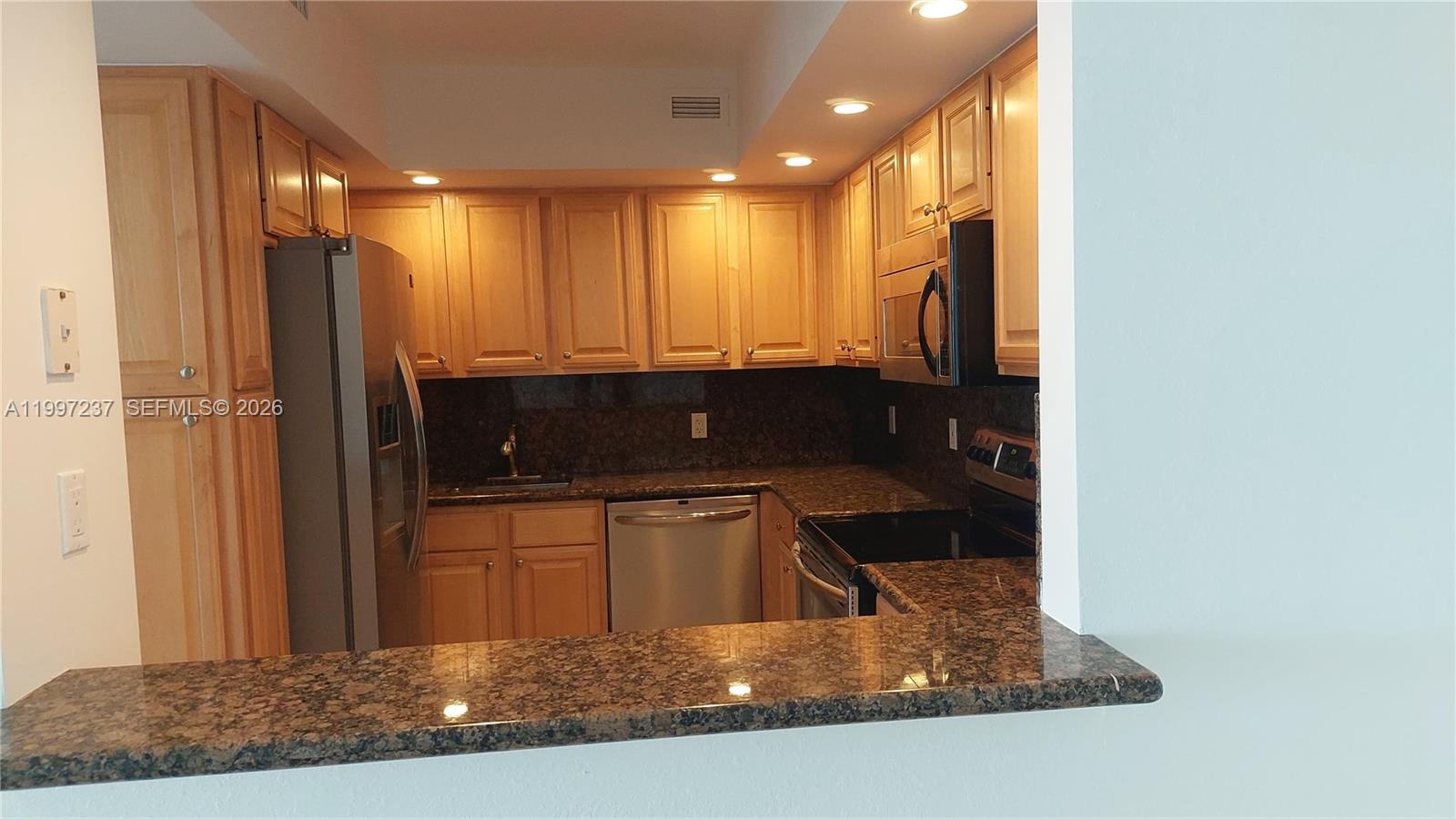 5600 Collins Ave #16N Miami Beach, FL 33140