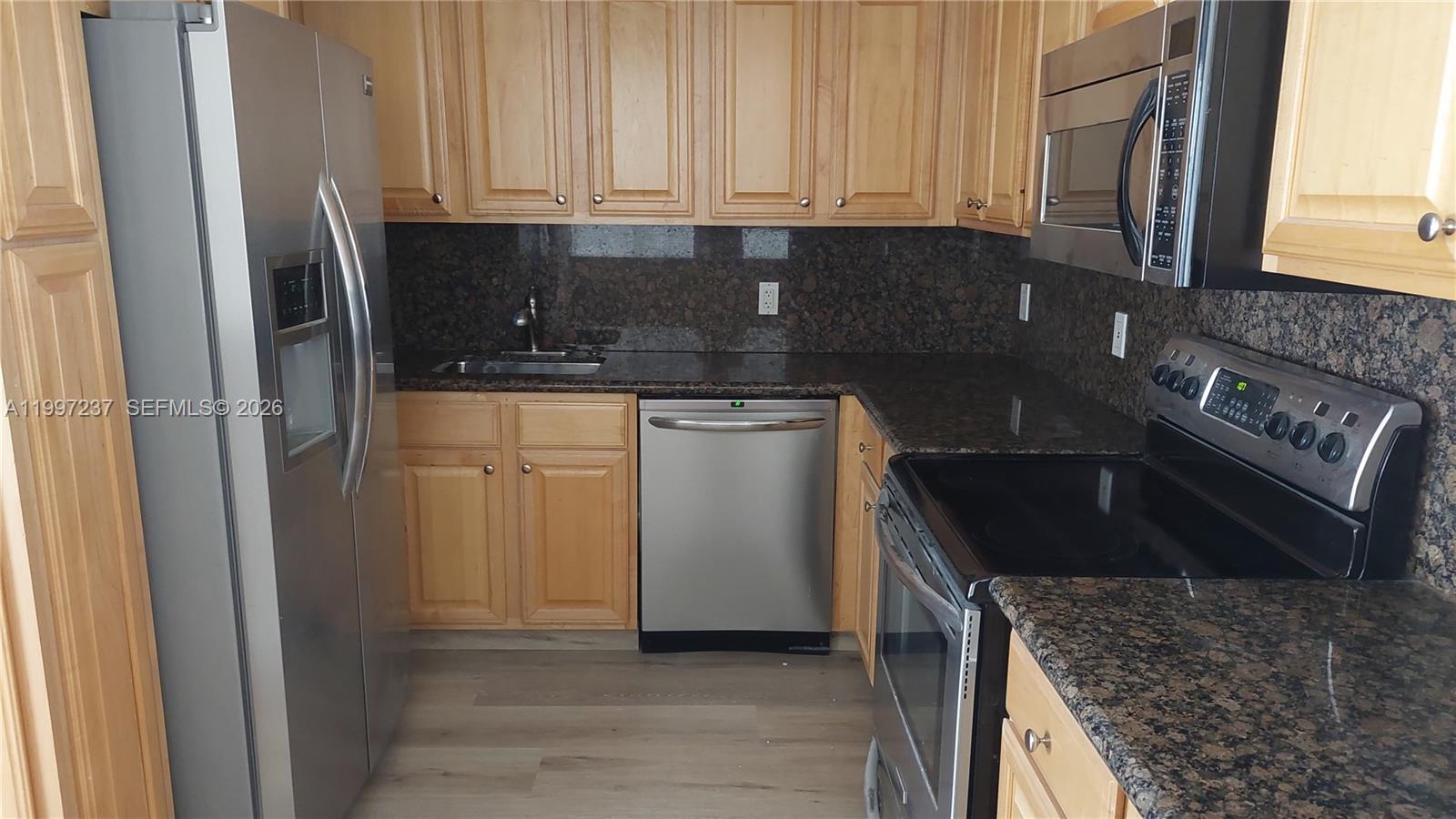 5600 Collins Ave #16N Miami Beach, FL 33140