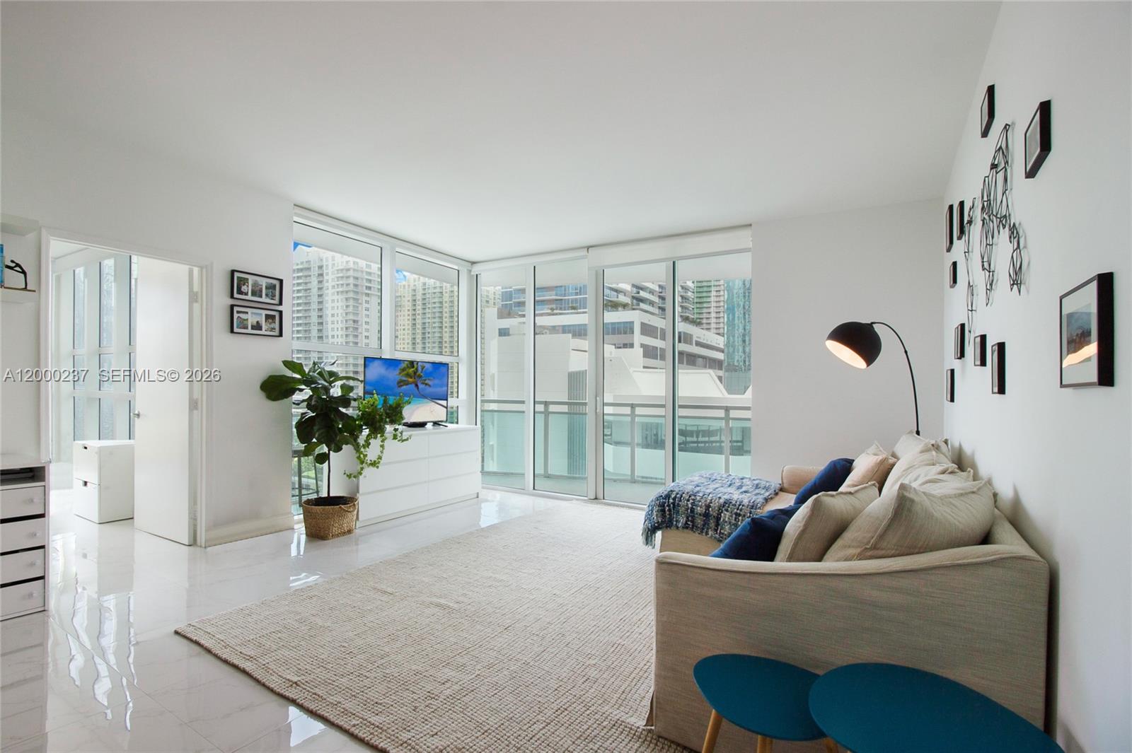 image The Plaza on Brickell West2