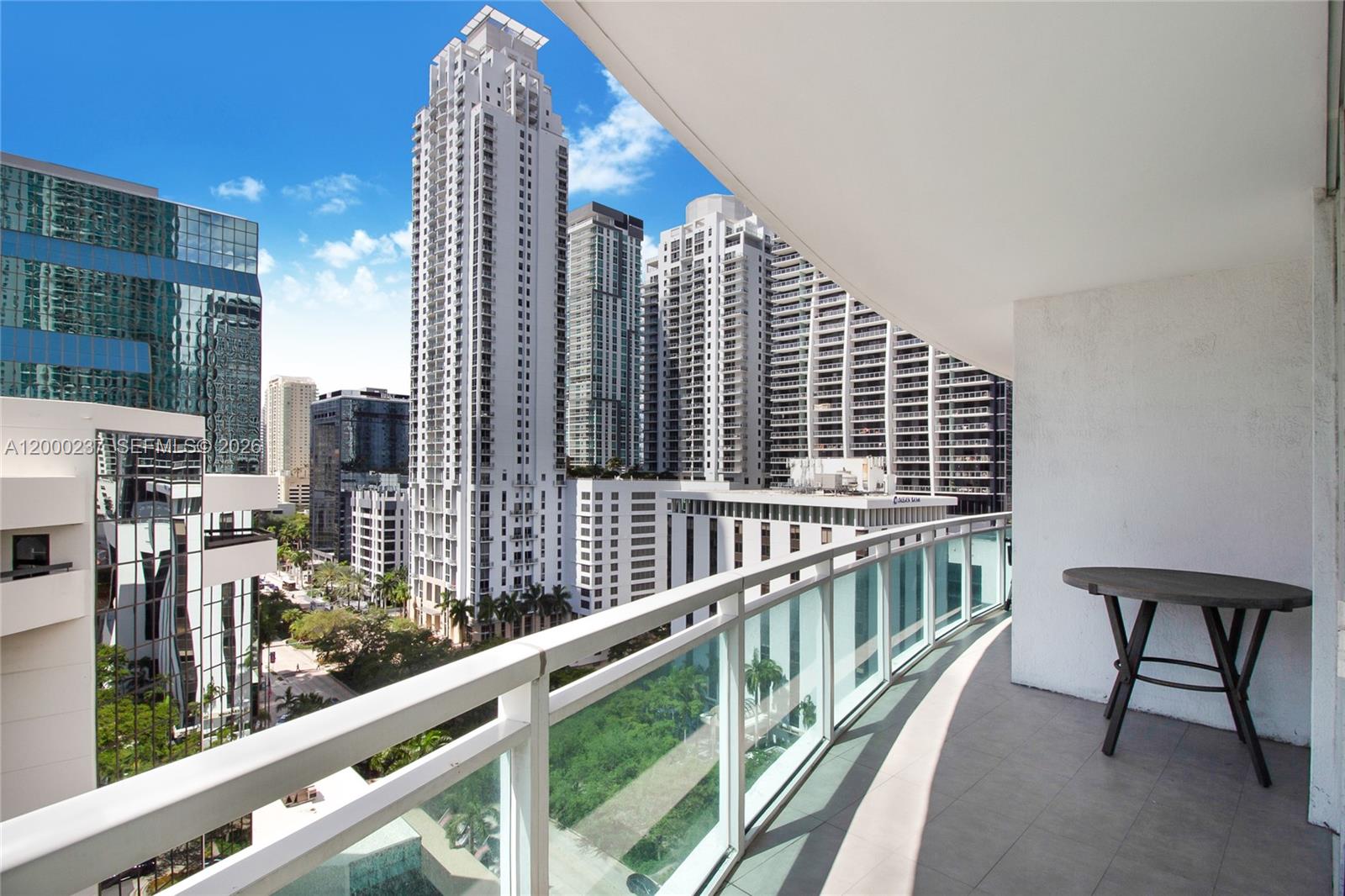 image The Plaza on Brickell West5