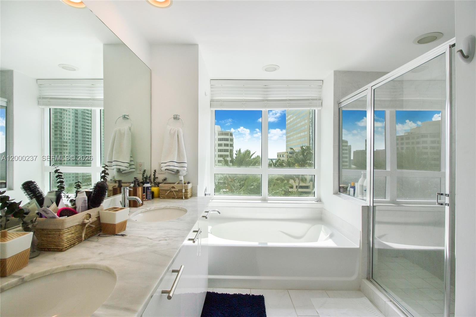 image The Plaza on Brickell West7
