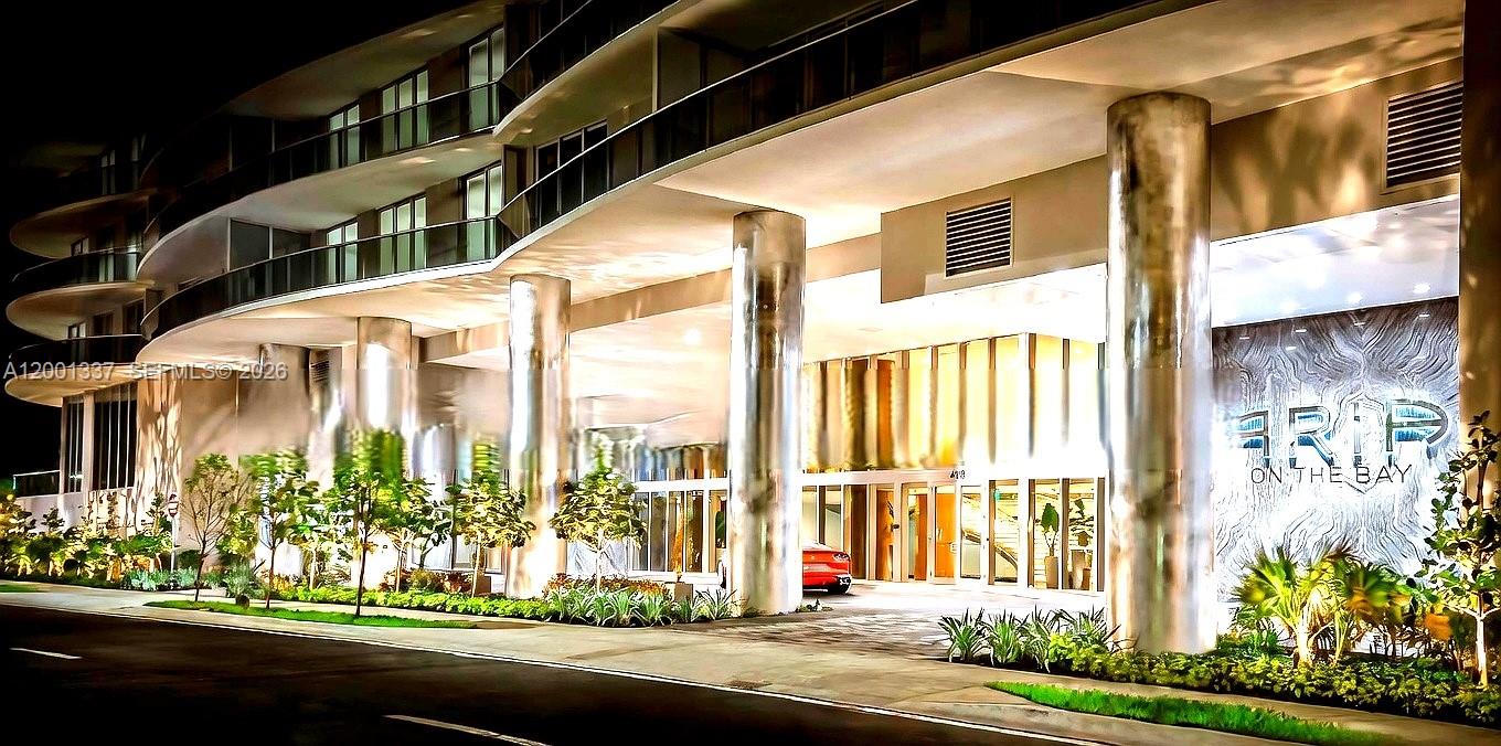 image Aria on the Bay11