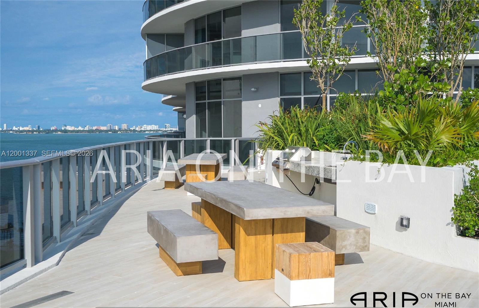 image Aria on the Bay22