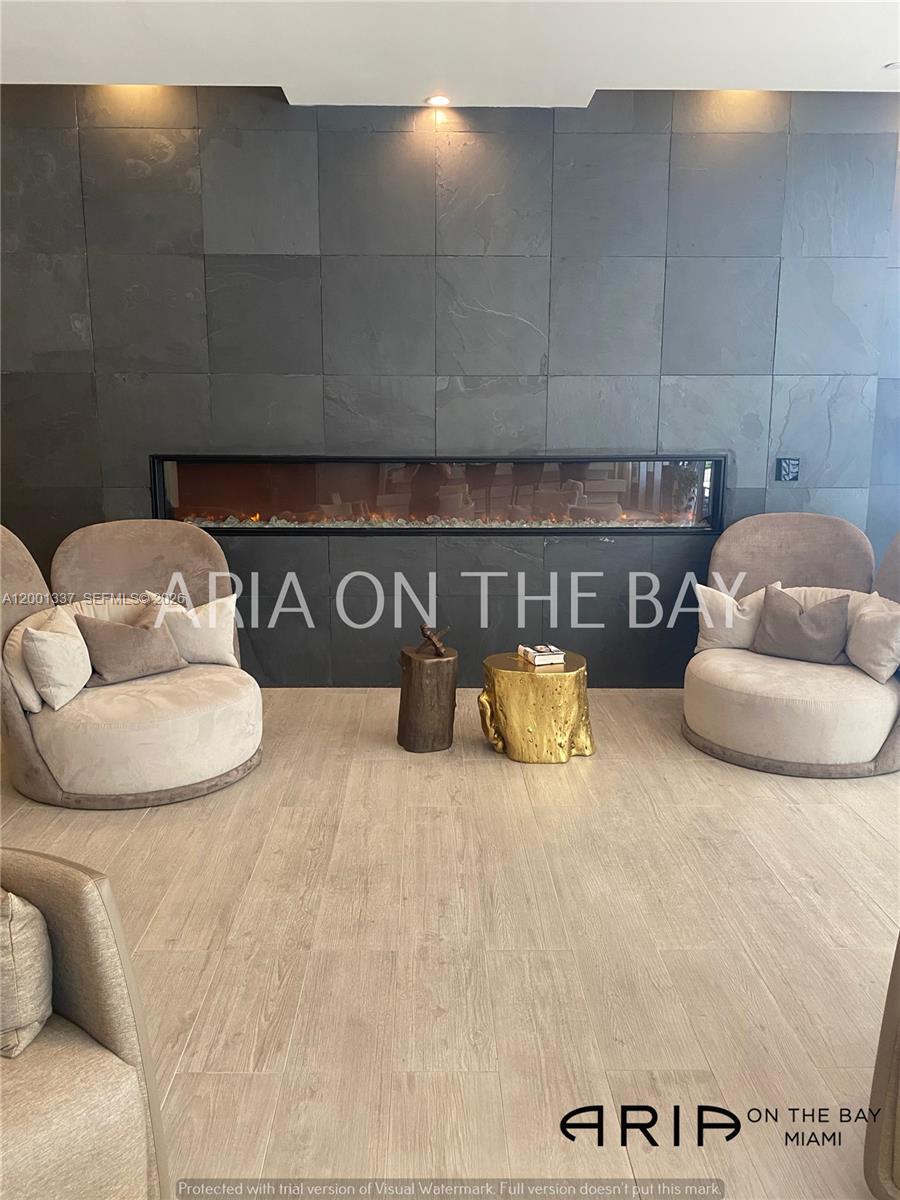 image Aria on the Bay33