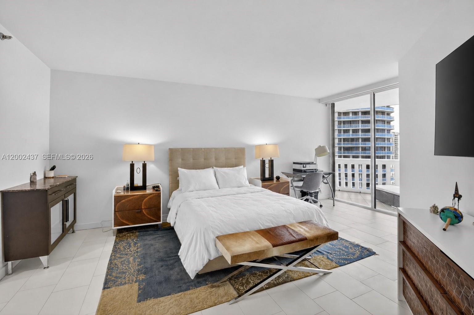 3000 Island Blvd #2404 Aventura, FL 33160