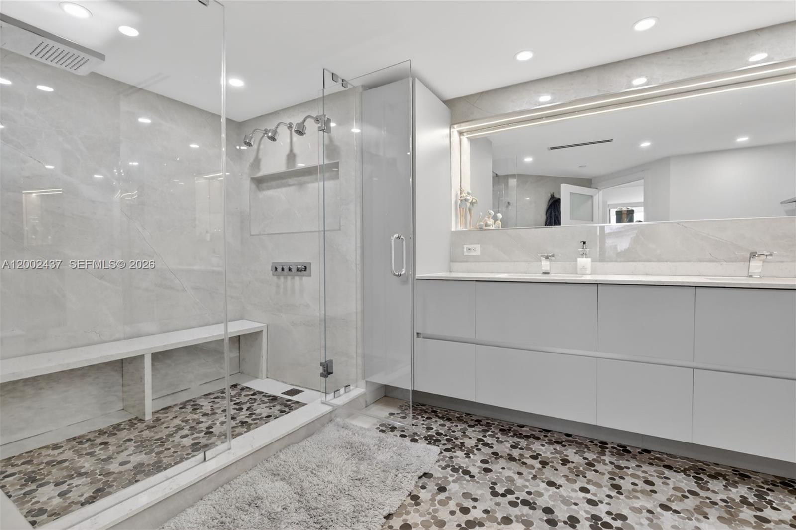 3000 Island Blvd #2404 Aventura, FL 33160