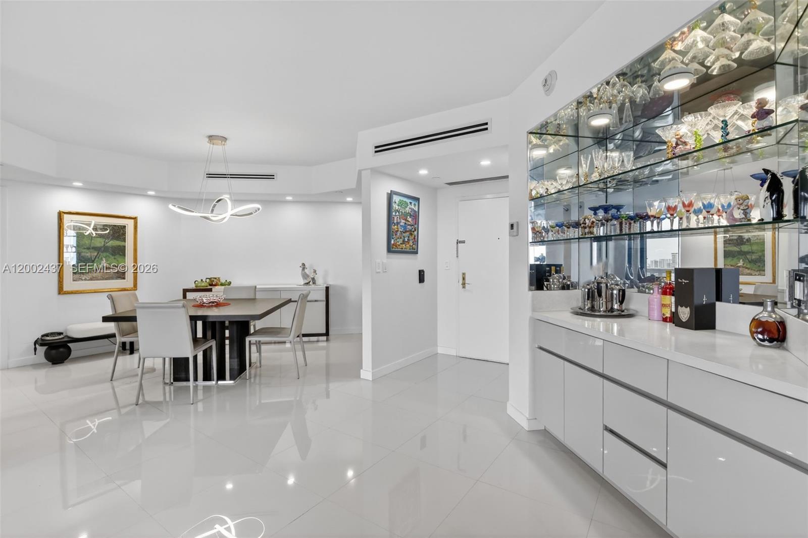 3000 Island Blvd #2404 Aventura, FL 33160