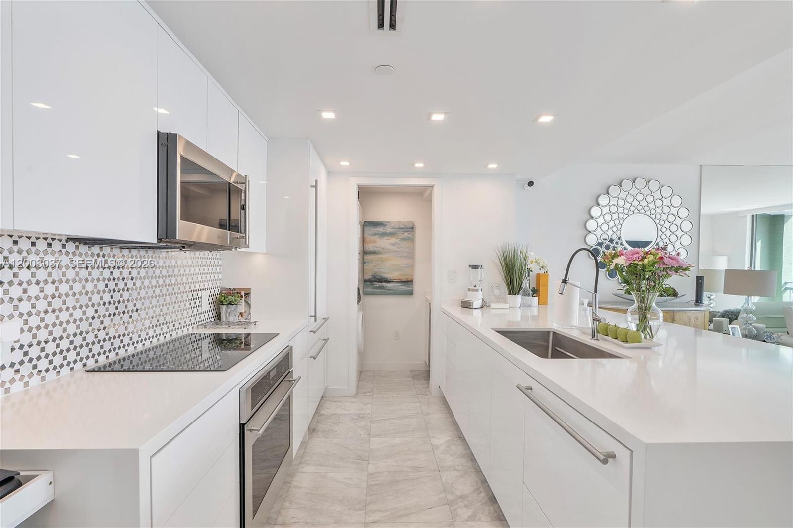 90 Alton Rd #1806 Miami Beach, FL 33139