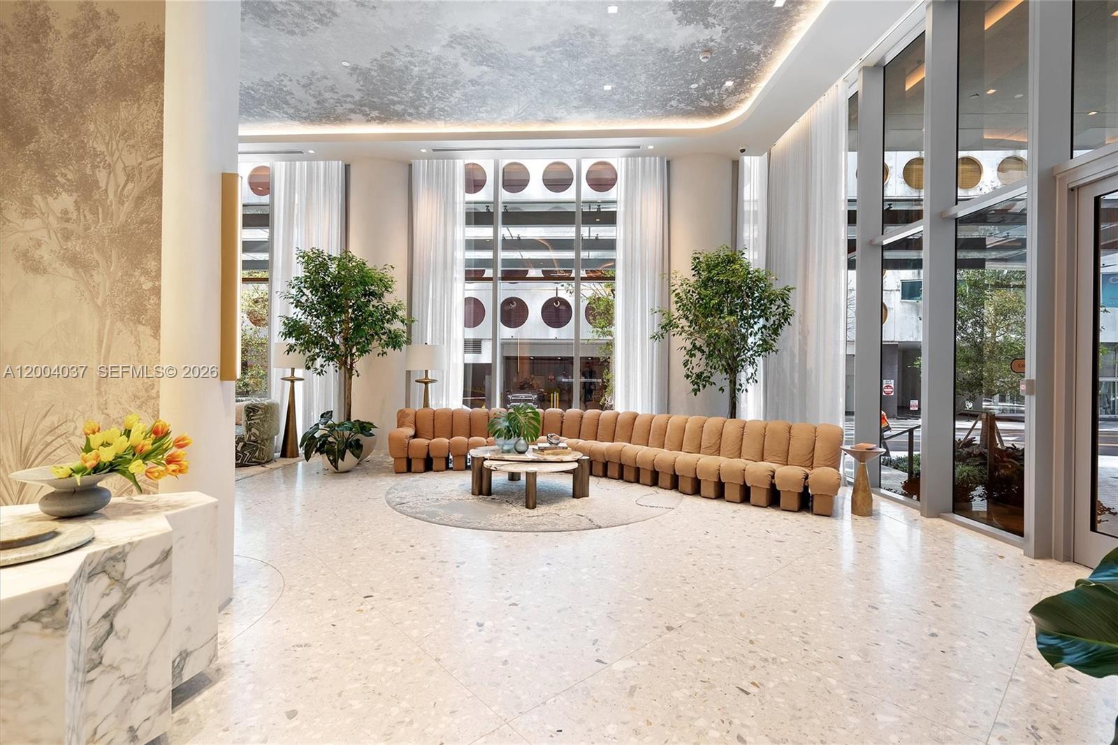 77 SE 5th St #2614 Miami, FL 33131