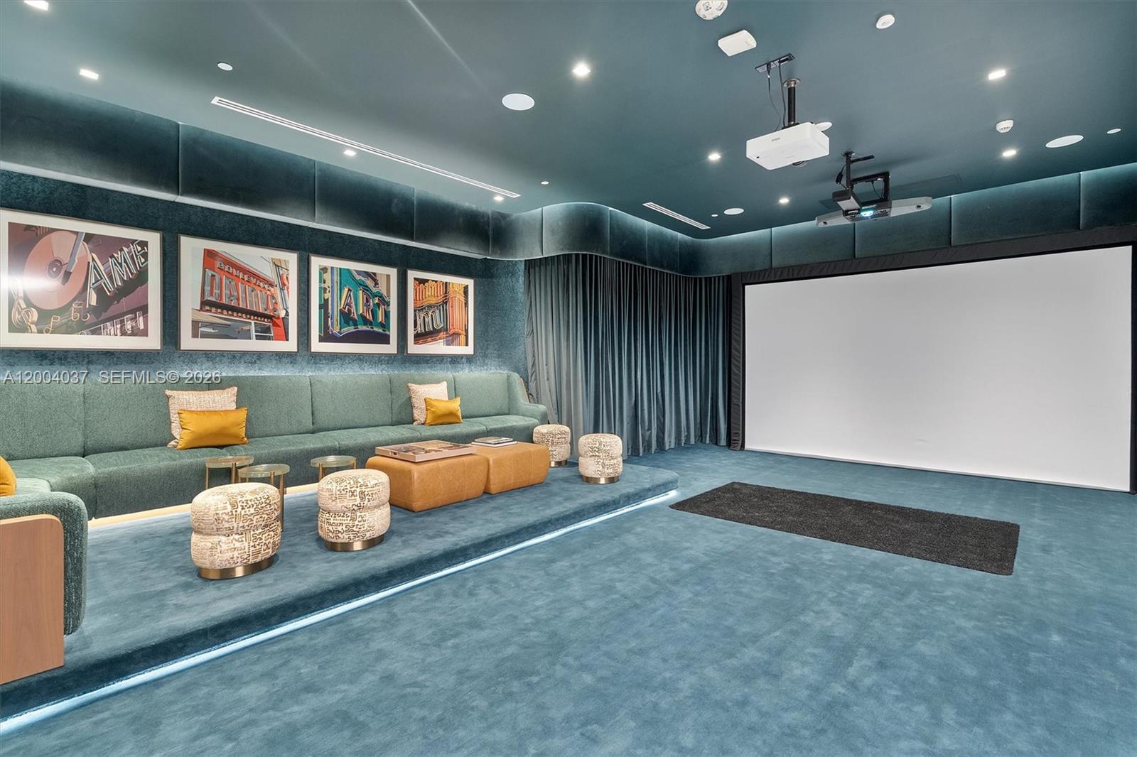 77 SE 5th St #2614 Miami, FL 33131