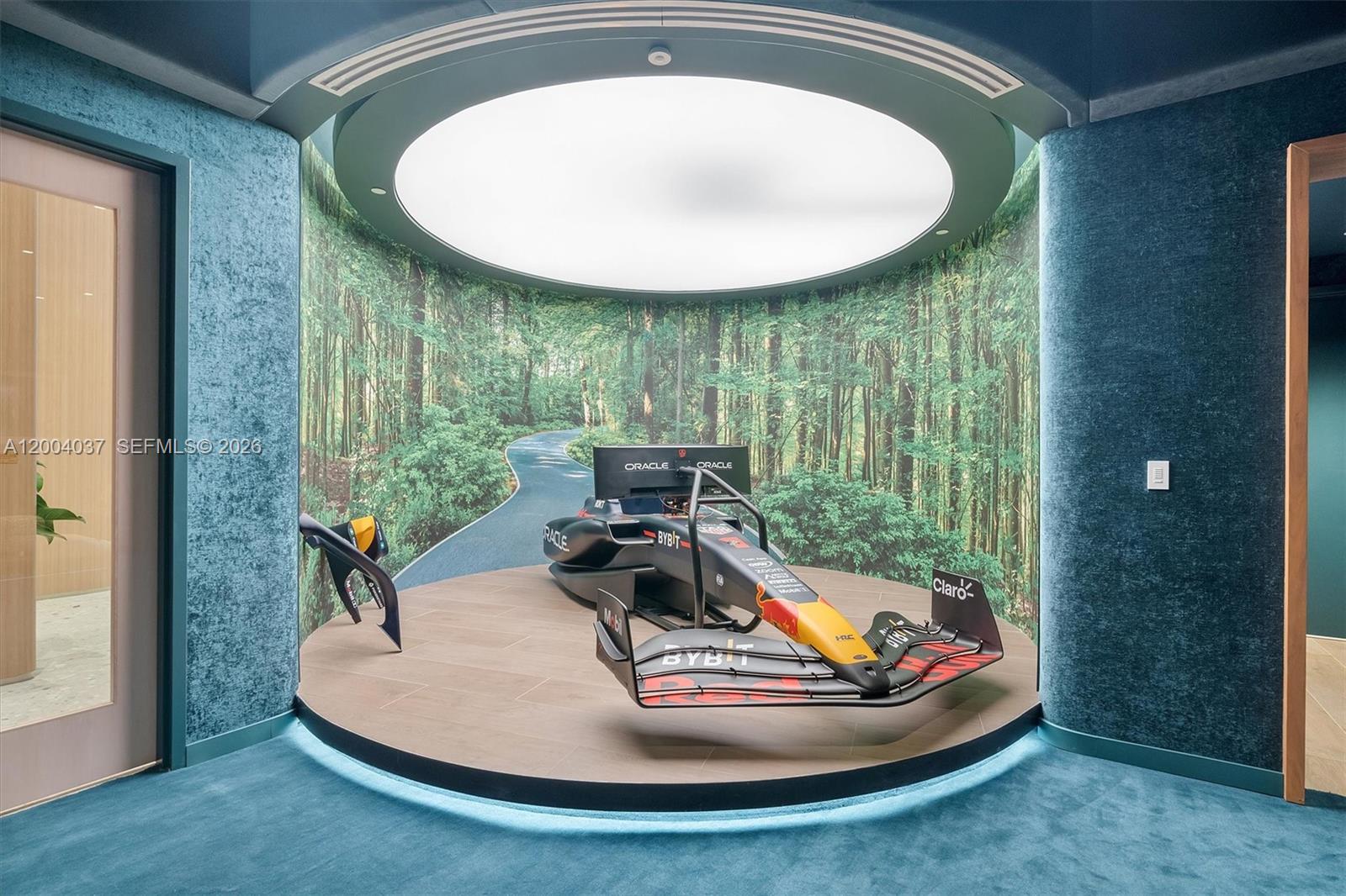 77 SE 5th St #2614 Miami, FL 33131