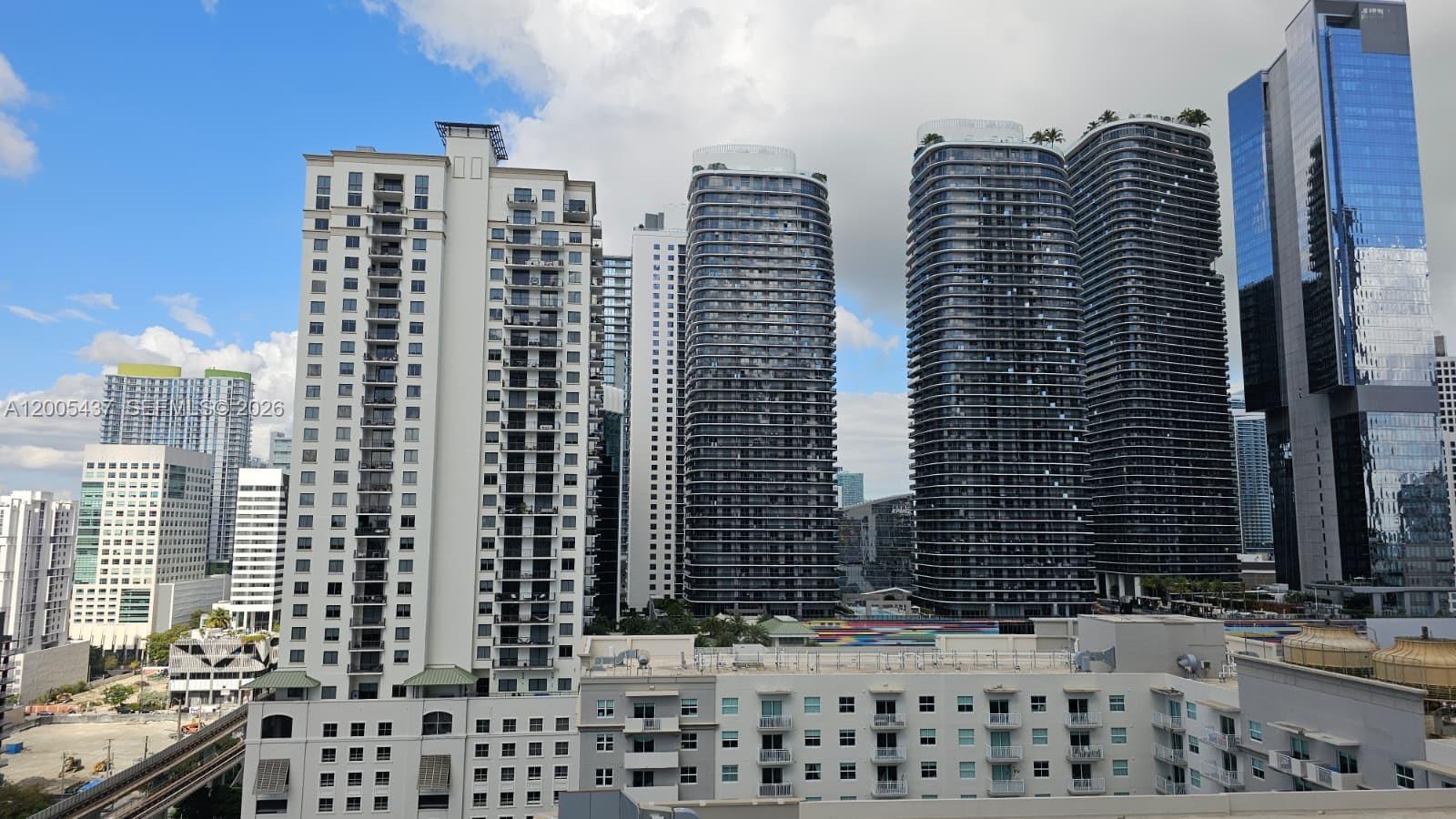 image Axis on Brickell North12