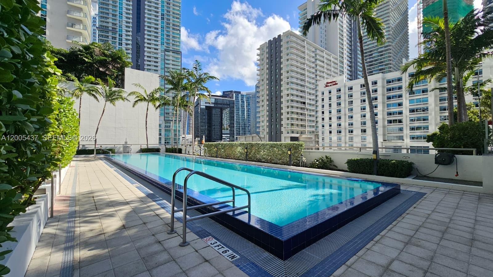image Axis on Brickell North18