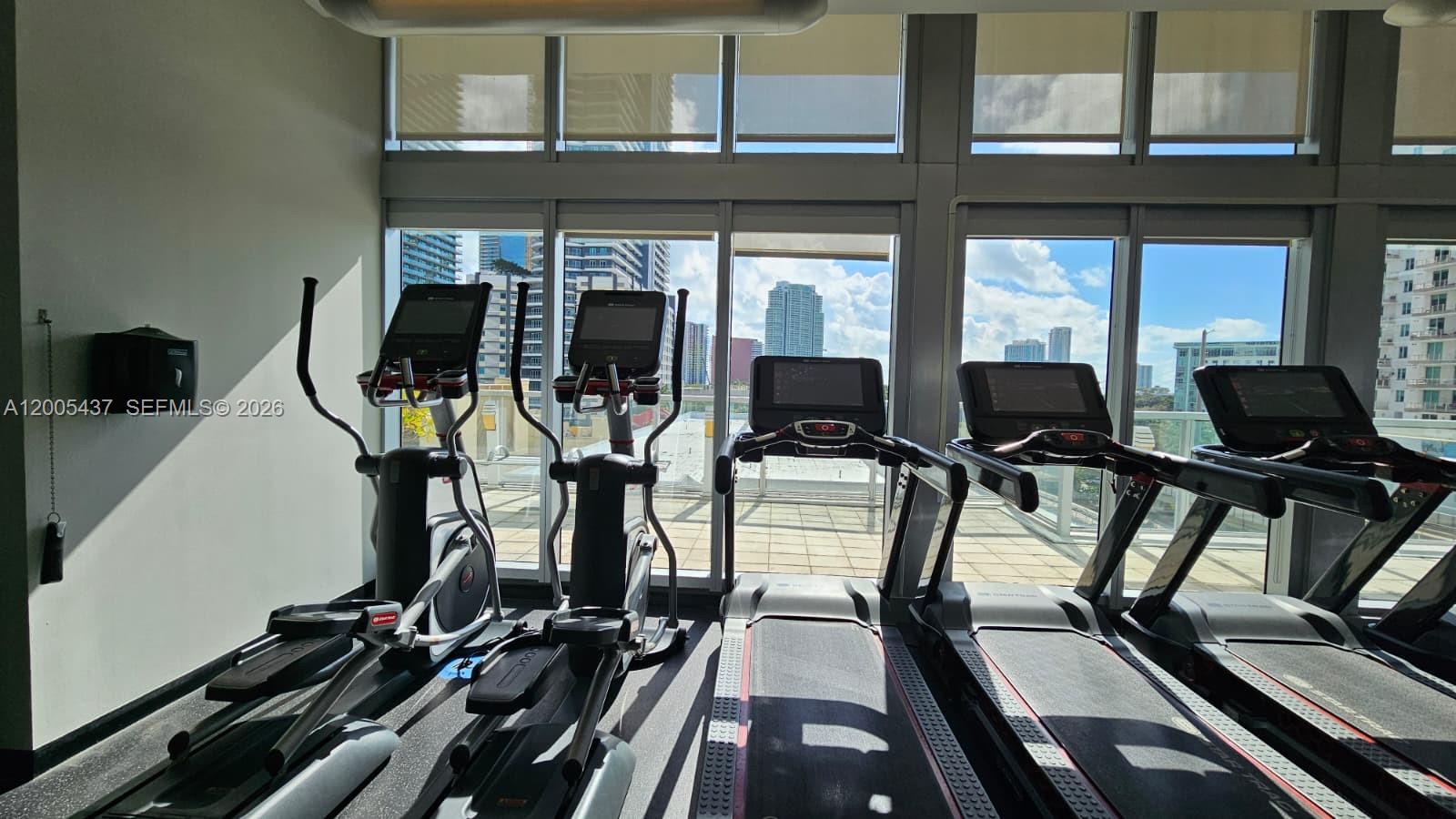 image Axis on Brickell North24