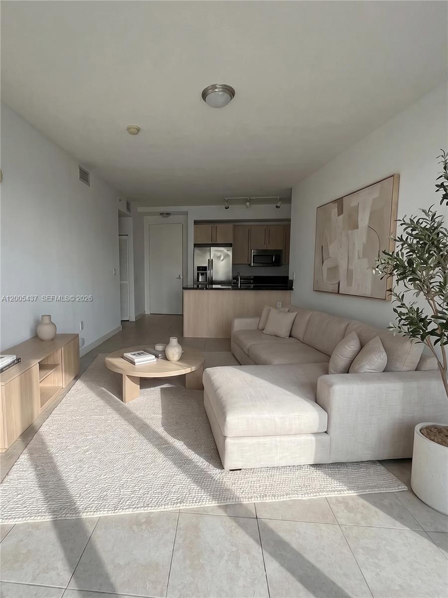 image Axis on Brickell North2