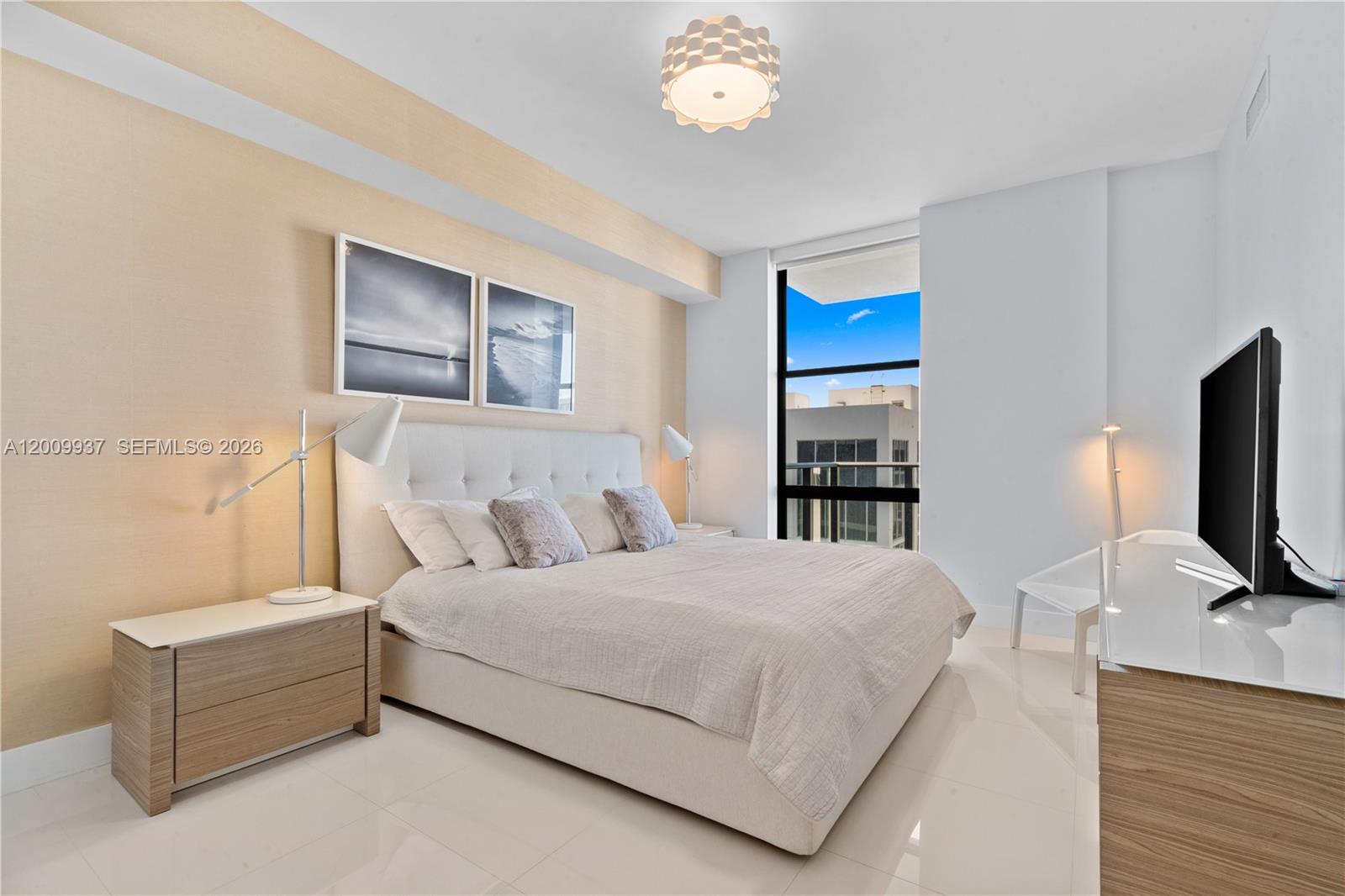 2960 NE 207th St #1003 Aventura, FL 33180