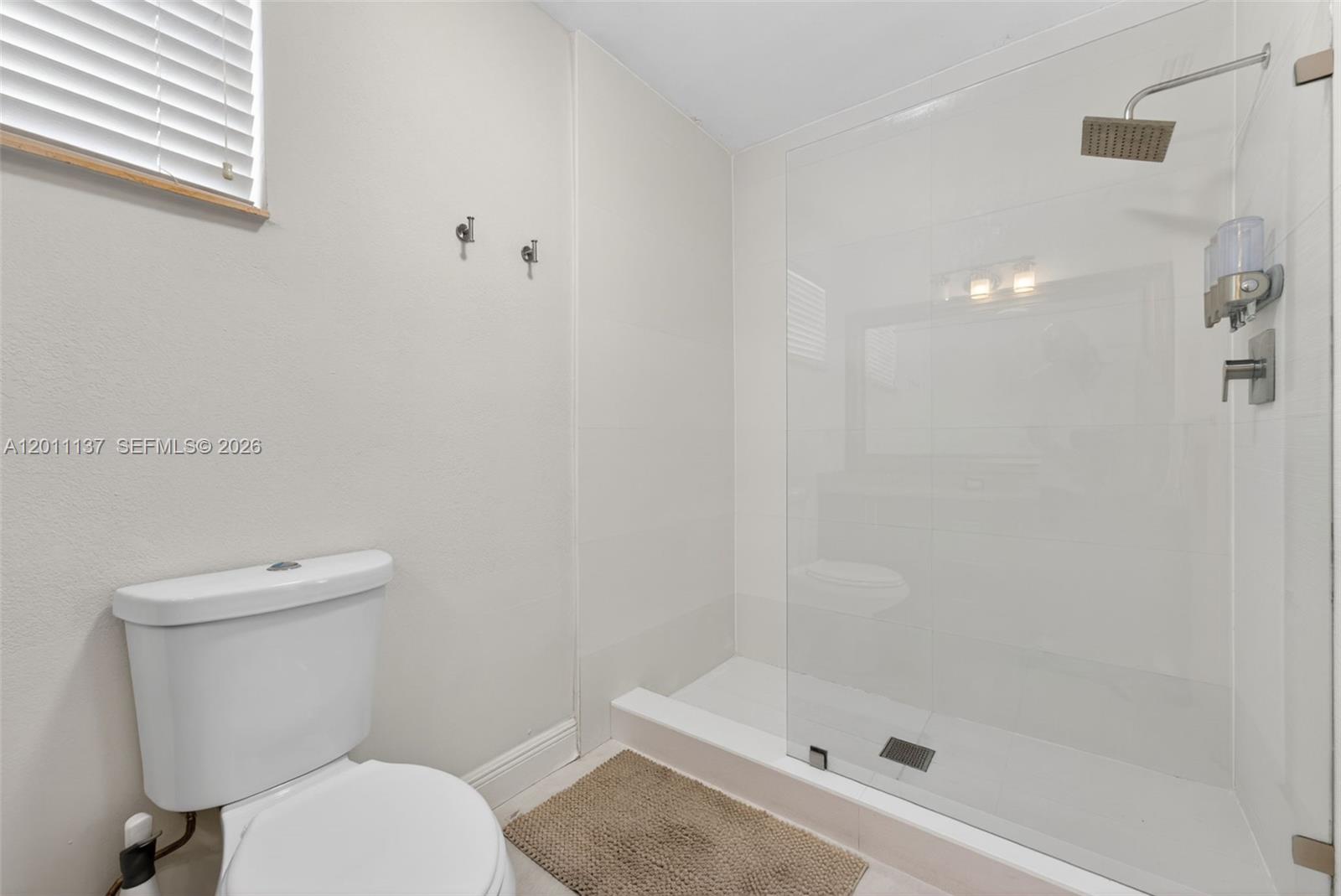 8005 SW 106th St Miami, FL 33156
