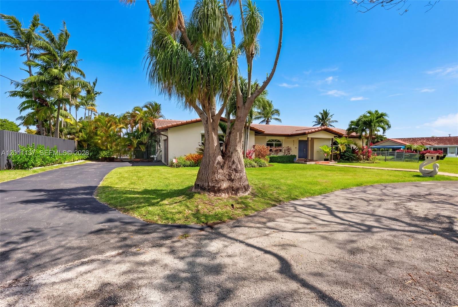 8005 SW 106th St Miami, FL 33156