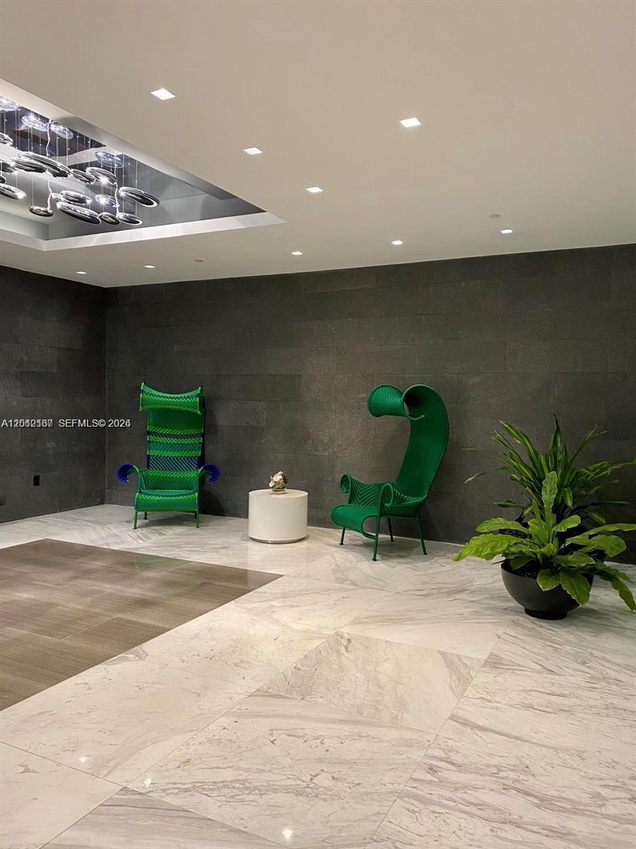400 Sunny Isles Blvd #1903 Sunny Isles Beach, FL 33160