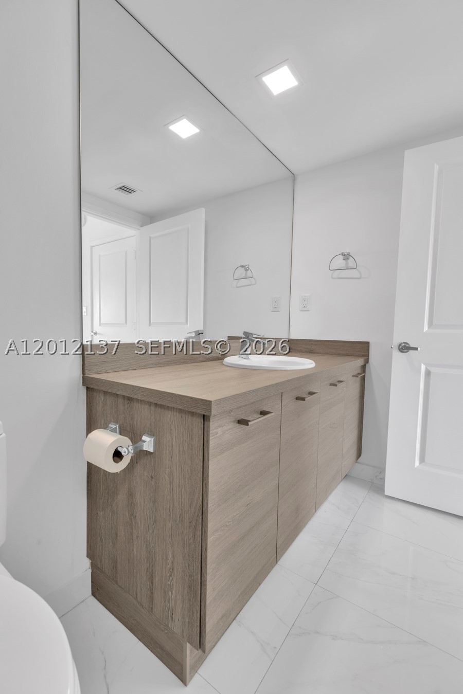 image 400 Sunny Isles24