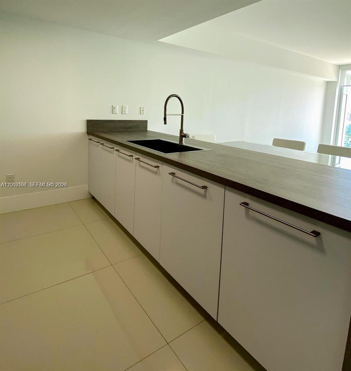 400 Sunny Isles Blvd #1903 Sunny Isles Beach, FL 33160
