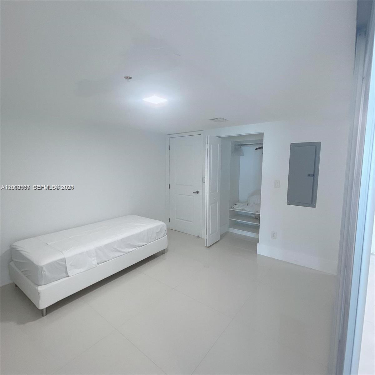 400 Sunny Isles Blvd #1903 Sunny Isles Beach, FL 33160