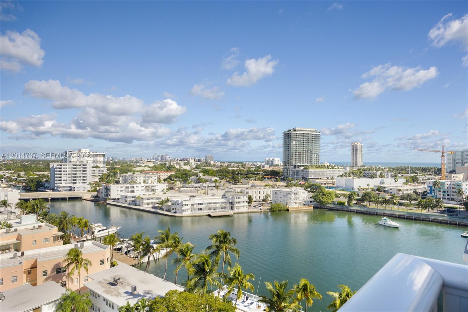 900 Bay Dr #1005 + Dock DS14 Miami Beach, FL 33141