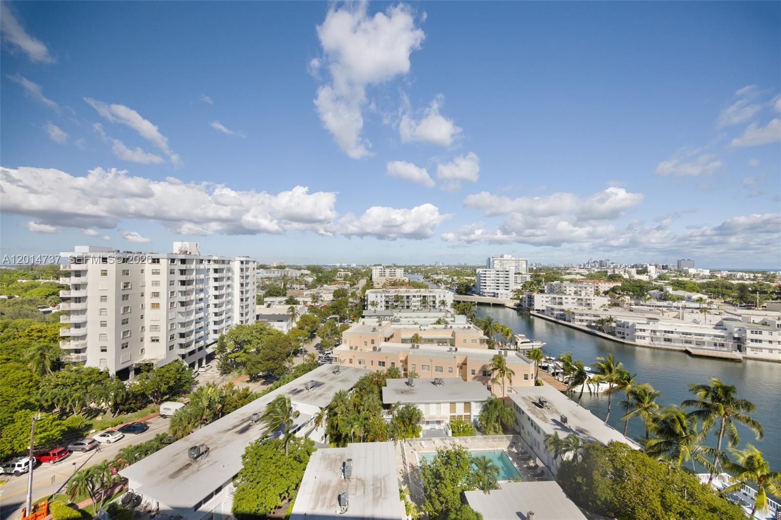 900 Bay Dr #1005 + Dock DS14 Miami Beach, FL 33141