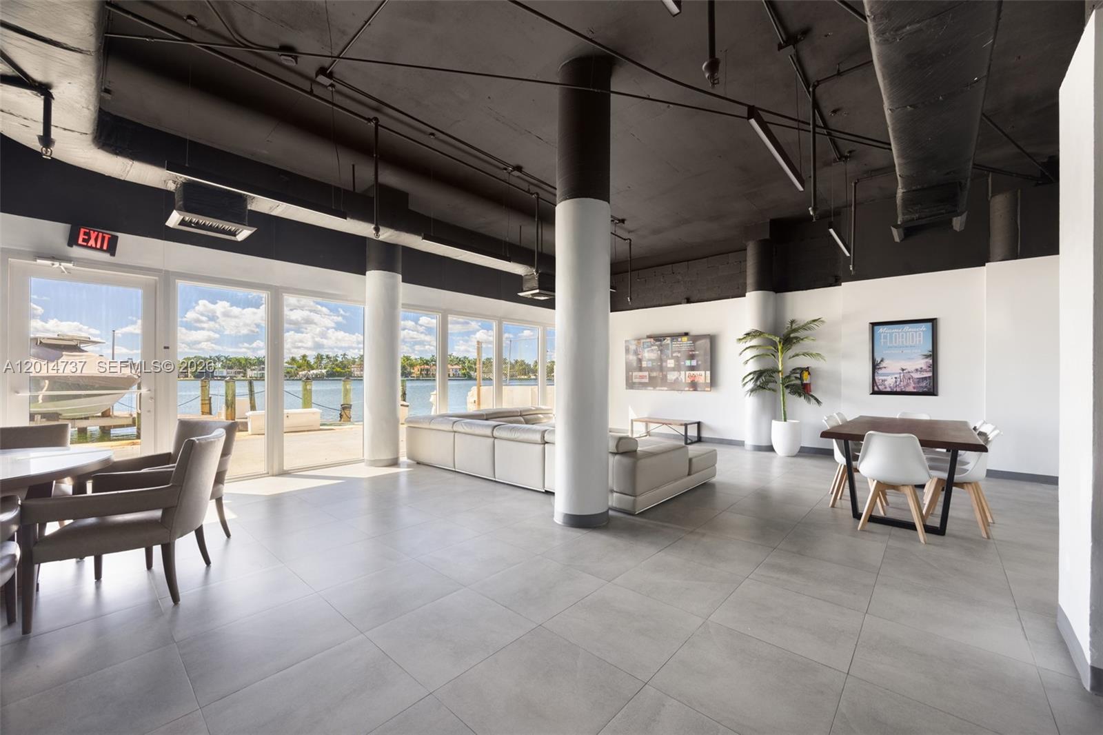 900 Bay Dr #1005 + Dock DS14 Miami Beach, FL 33141