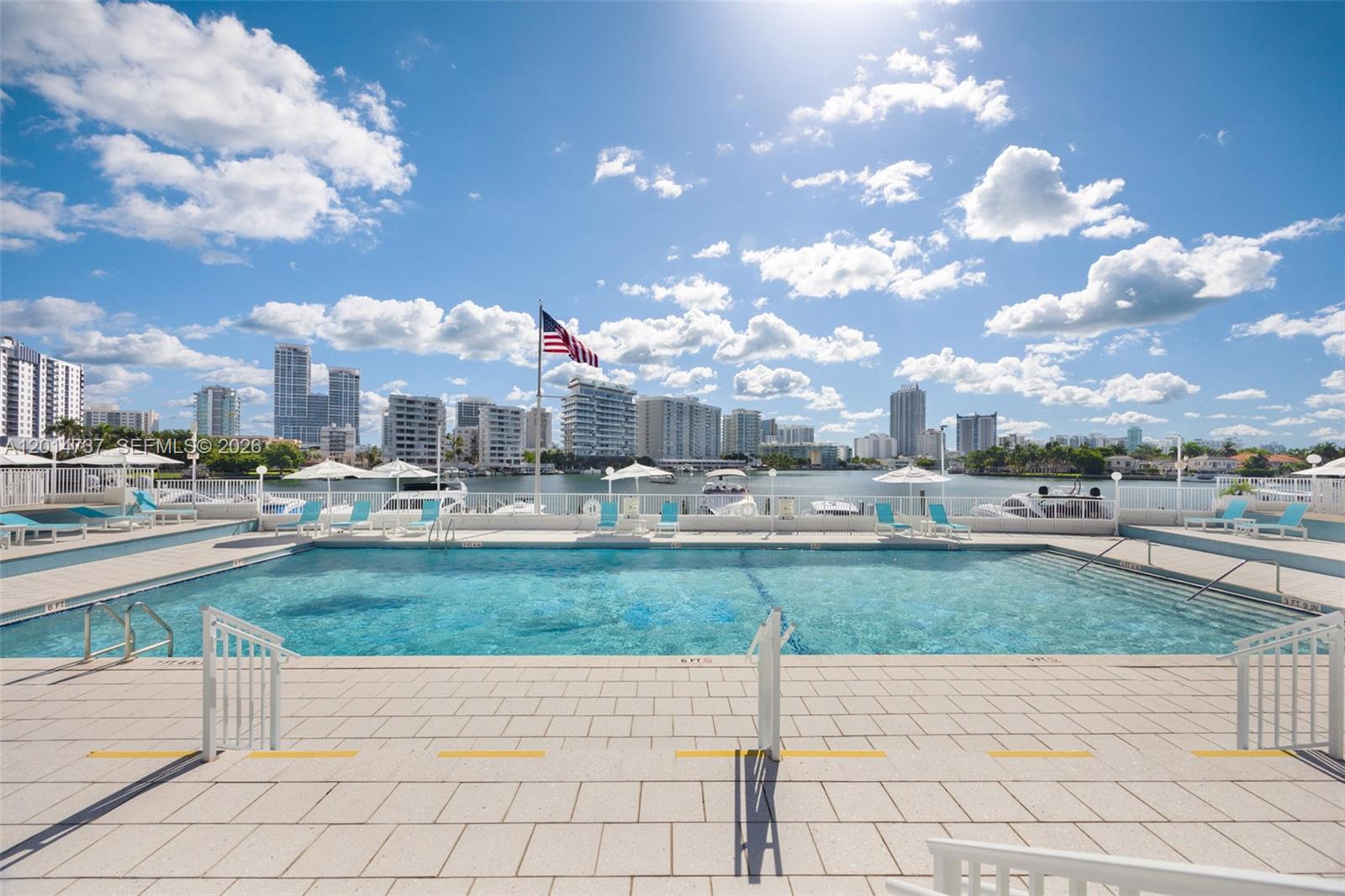 900 Bay Dr #1005 + Dock DS14 Miami Beach, FL 33141