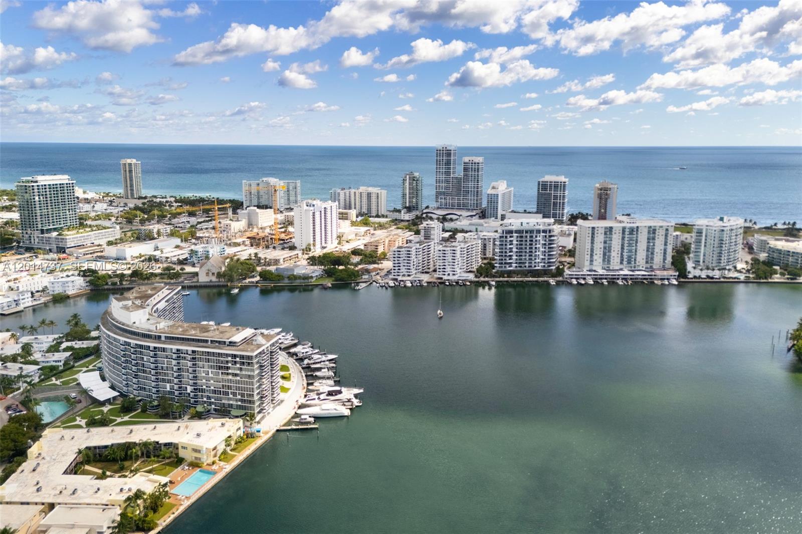 900 Bay Dr #1005 + Dock DS14 Miami Beach, FL 33141