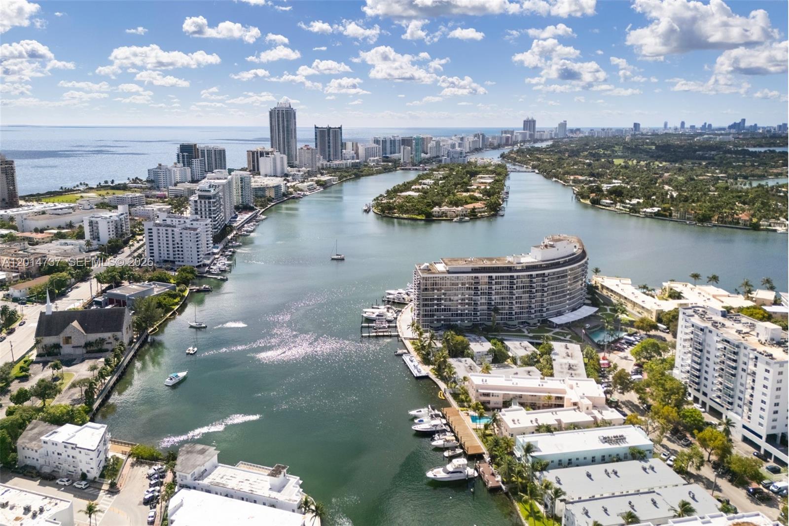 900 Bay Dr #1005 + Dock DS14 Miami Beach, FL 33141