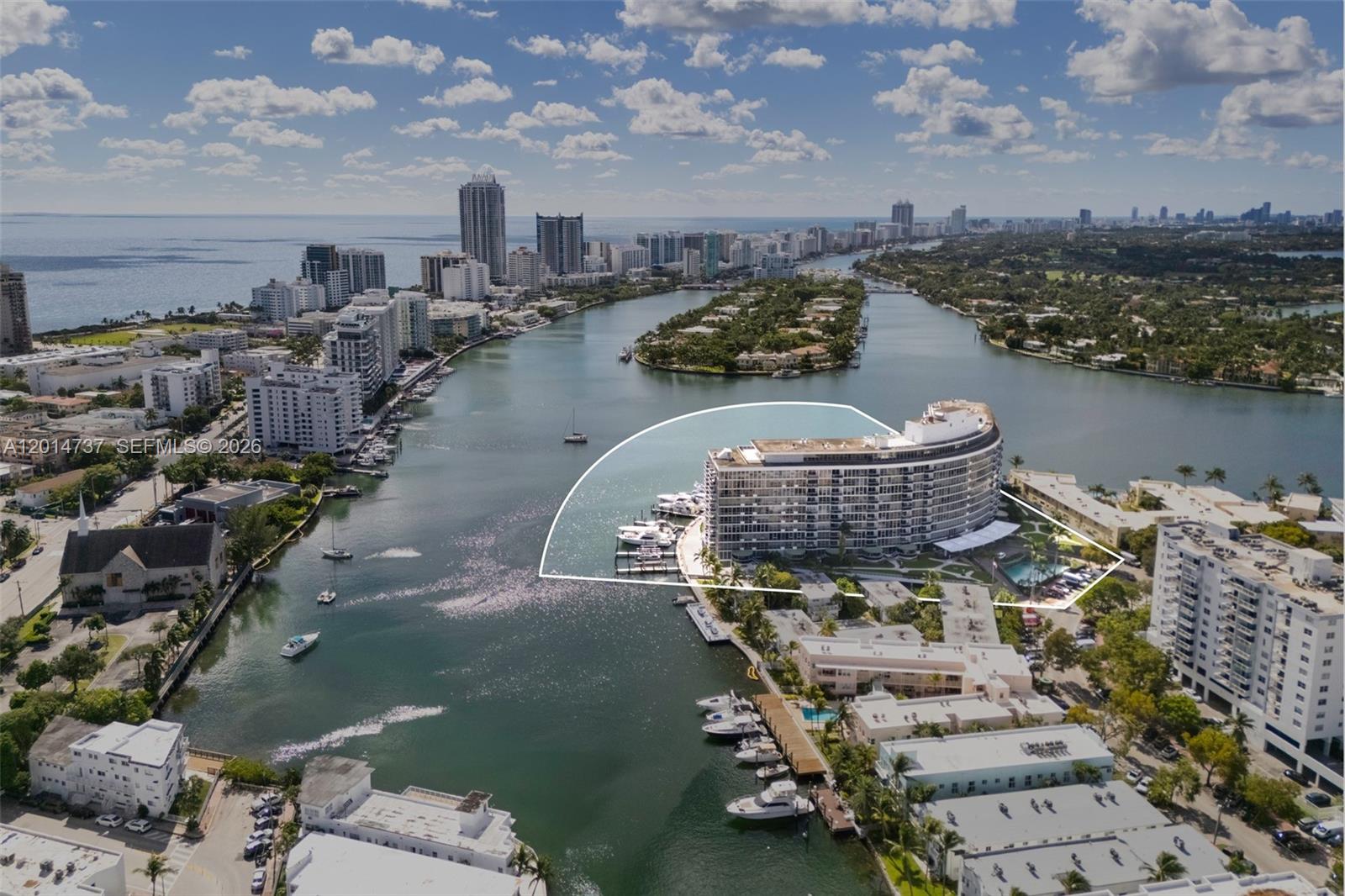 900 Bay Dr #1005 + Dock DS14 Miami Beach, FL 33141