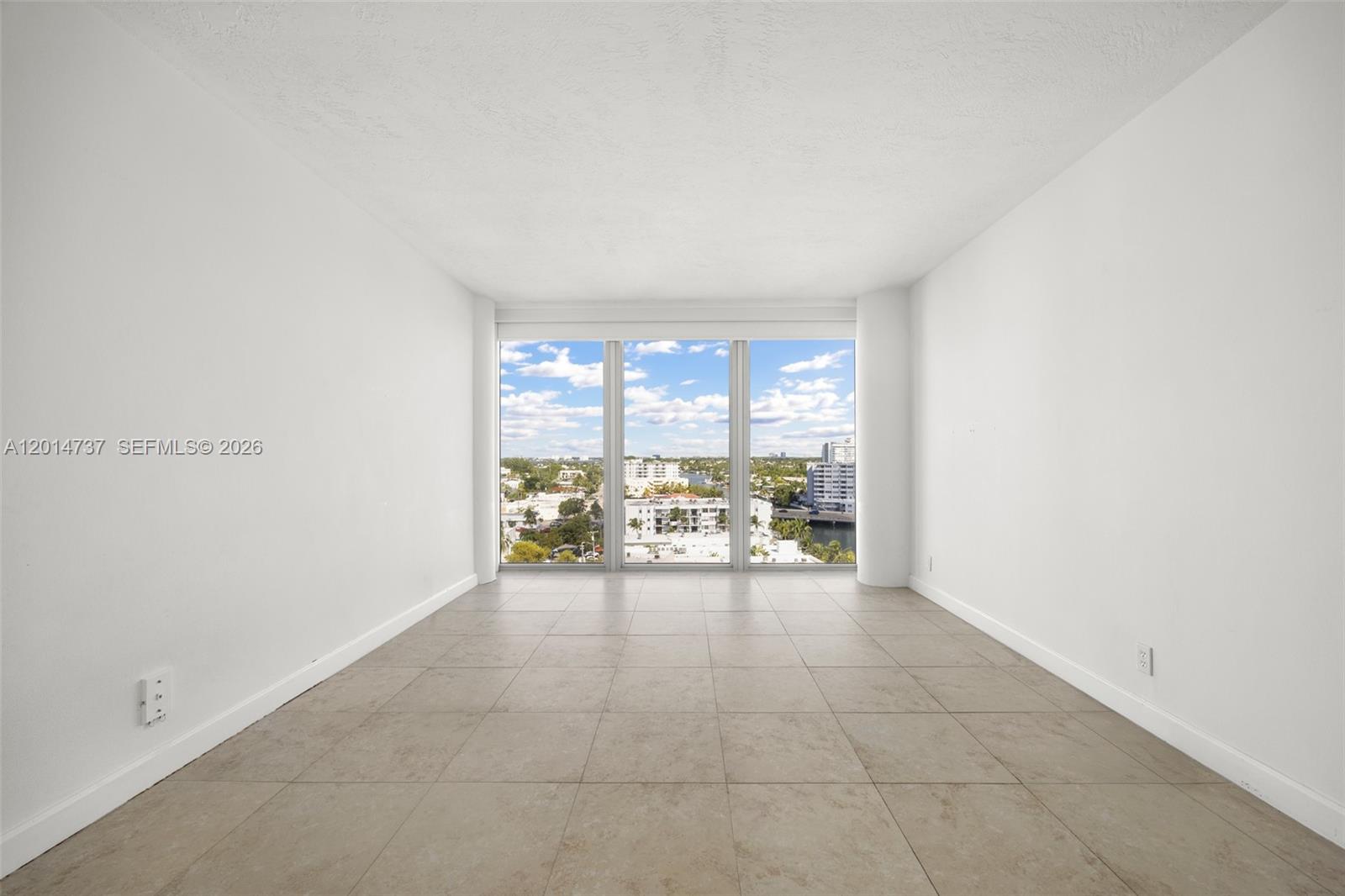 900 Bay Dr #1005 + Dock DS14 Miami Beach, FL 33141