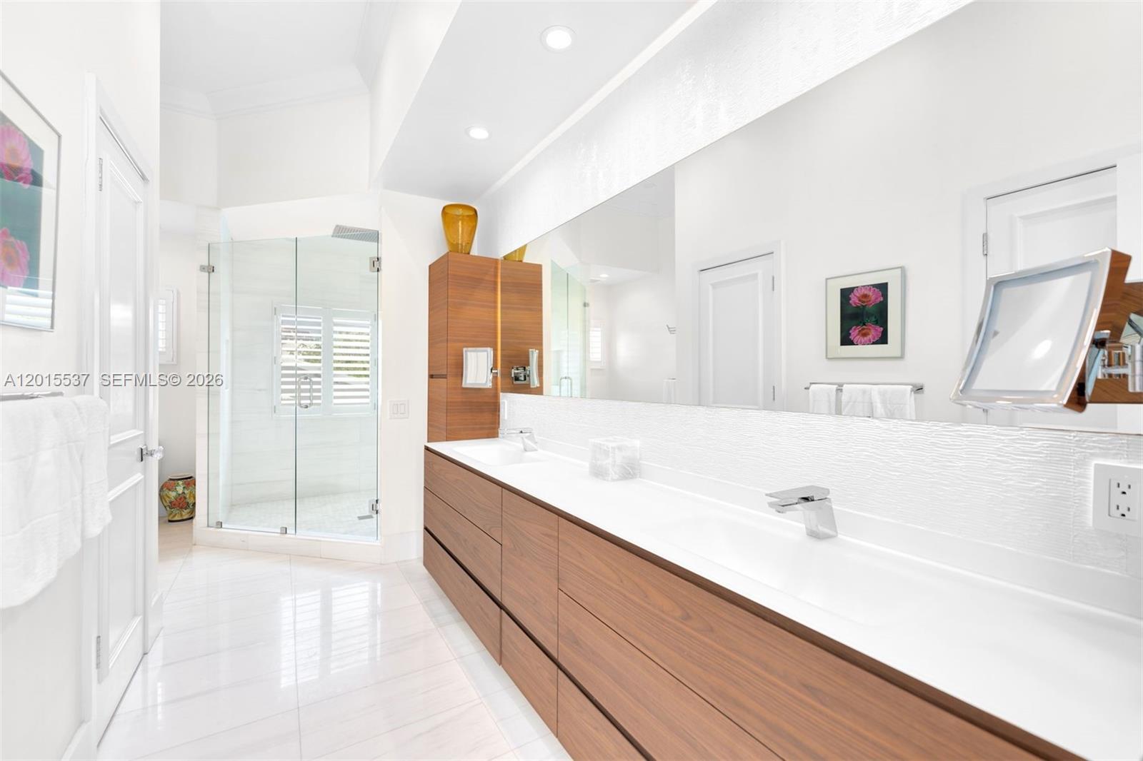 3 Turtle Walk Key Biscayne, FL 33149