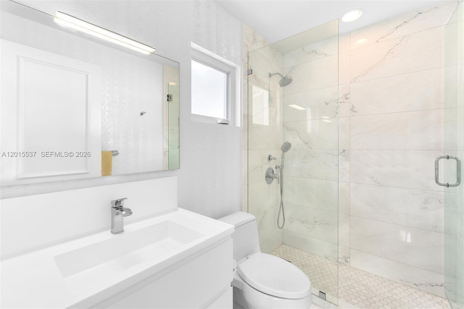 3 Turtle Walk Key Biscayne, FL 33149