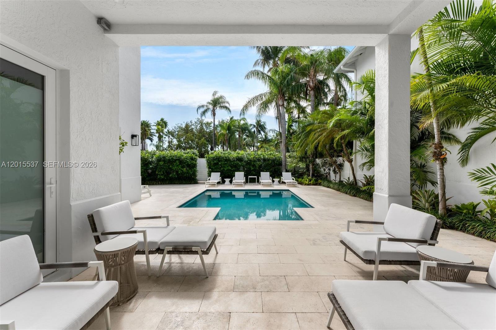 3 Turtle Walk Key Biscayne, FL 33149