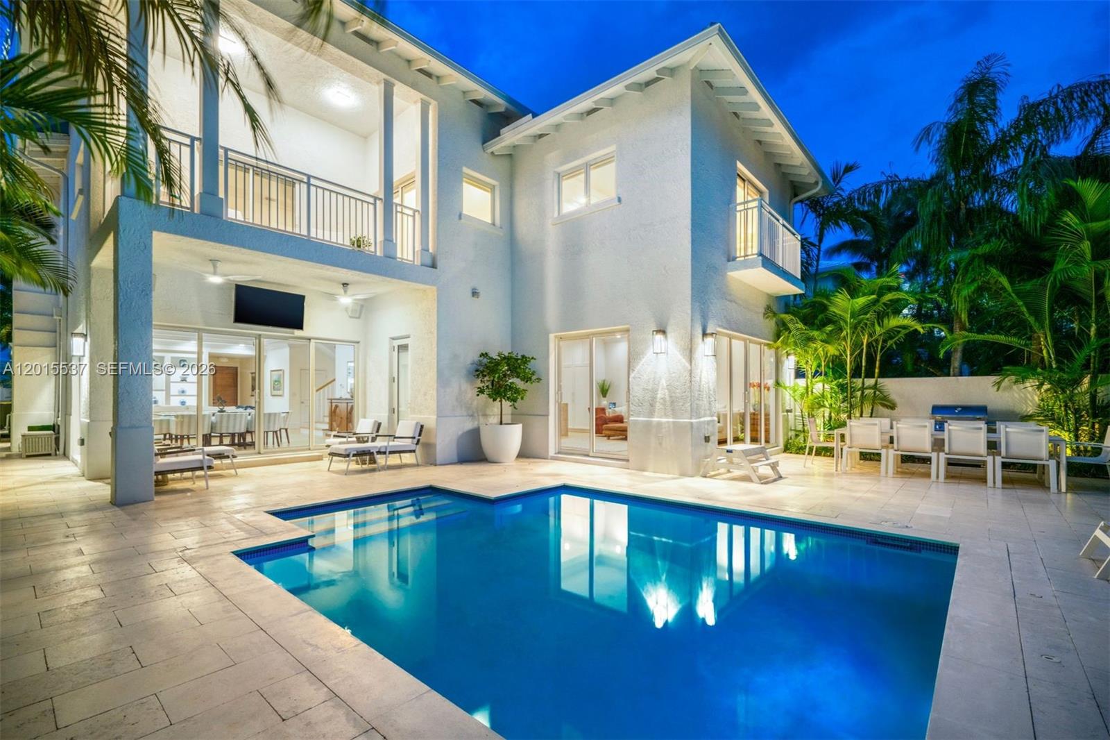 3 Turtle Walk Key Biscayne, FL 33149