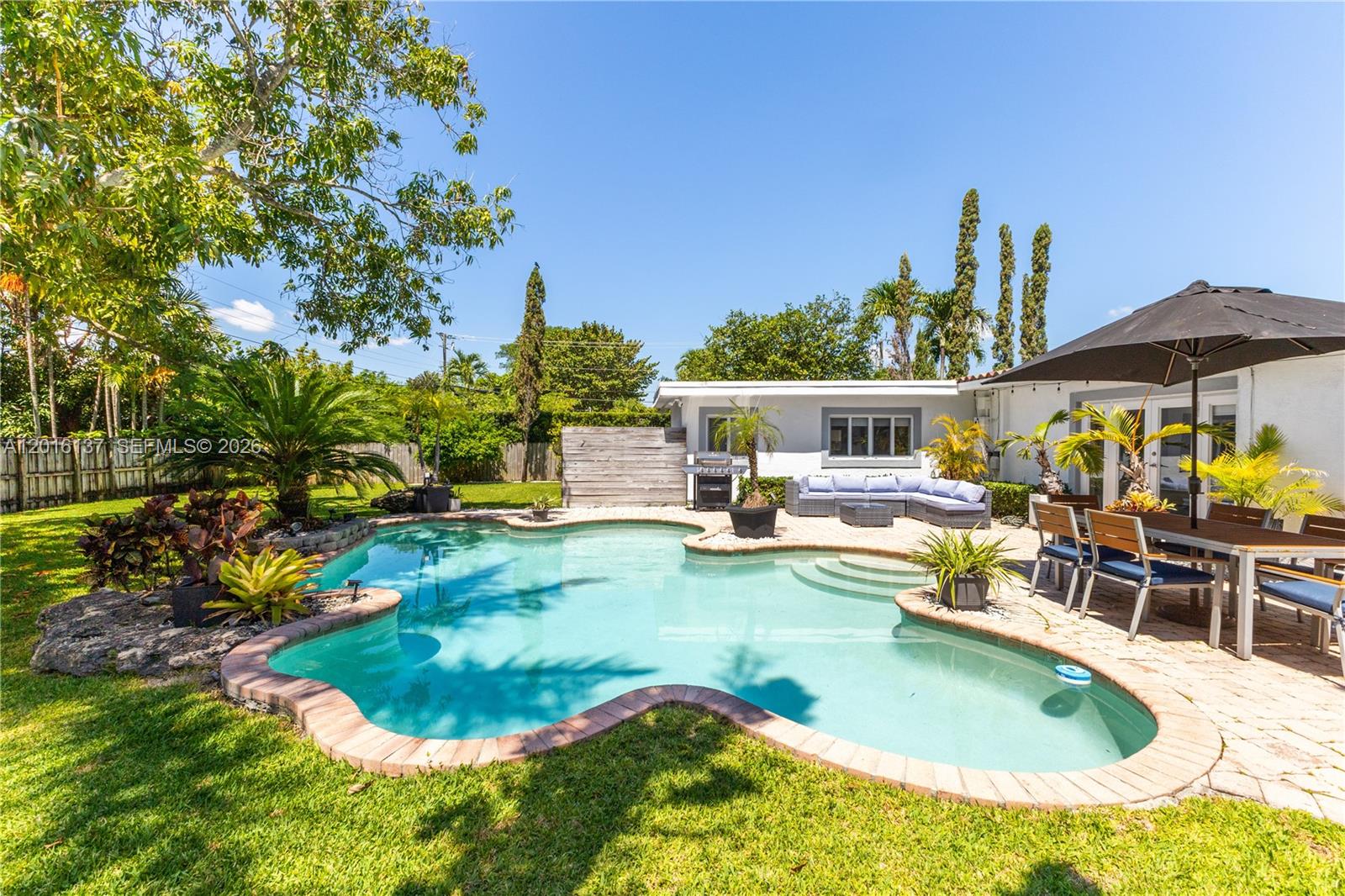 2010 Alamanda Dr North Miami, FL 33181