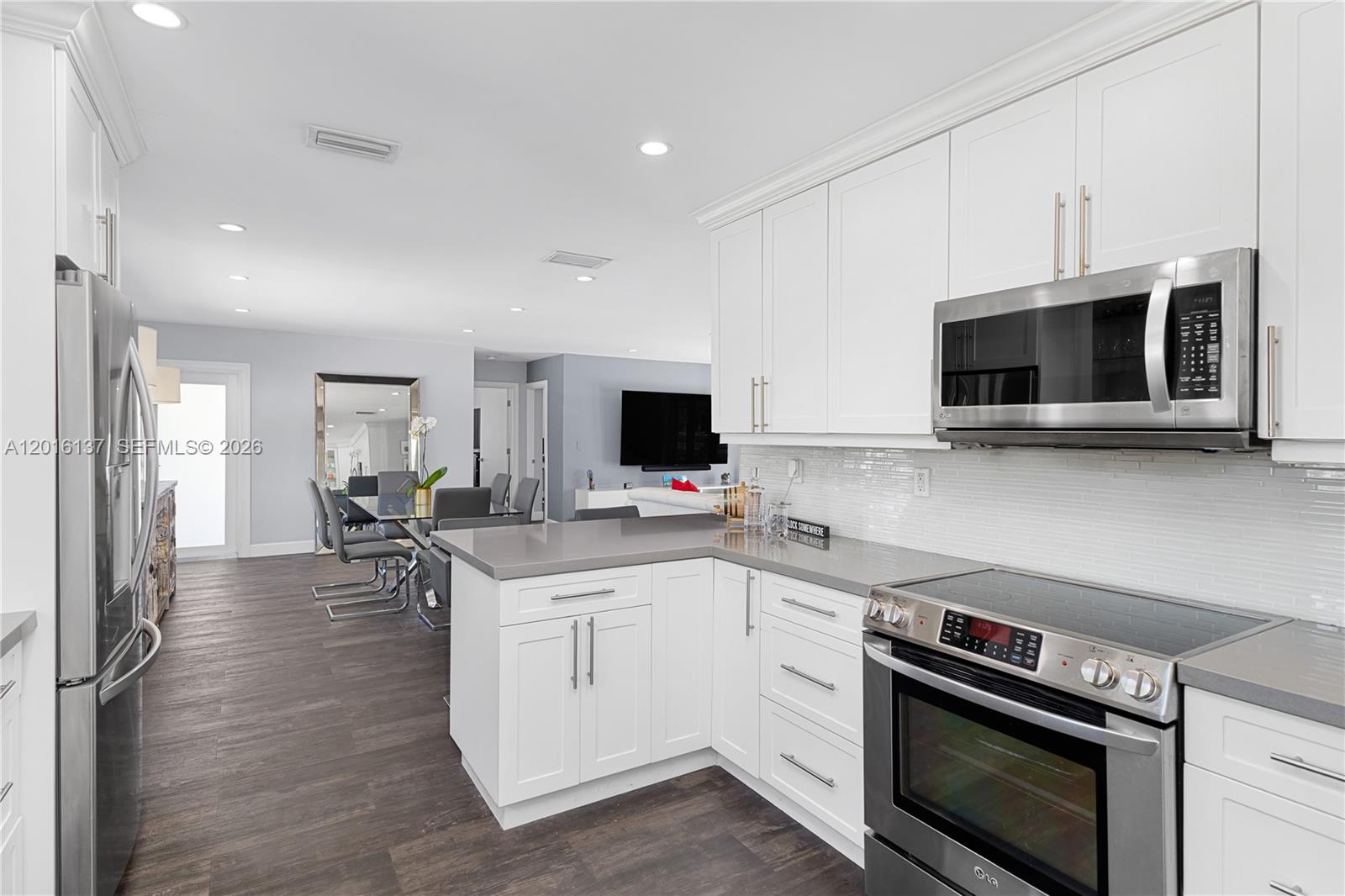 2010 Alamanda Dr North Miami, FL 33181