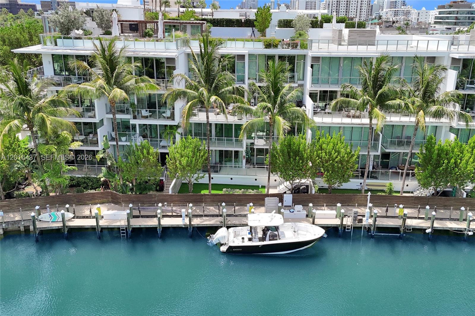 1201 20th St #204 Miami Beach, FL 33139