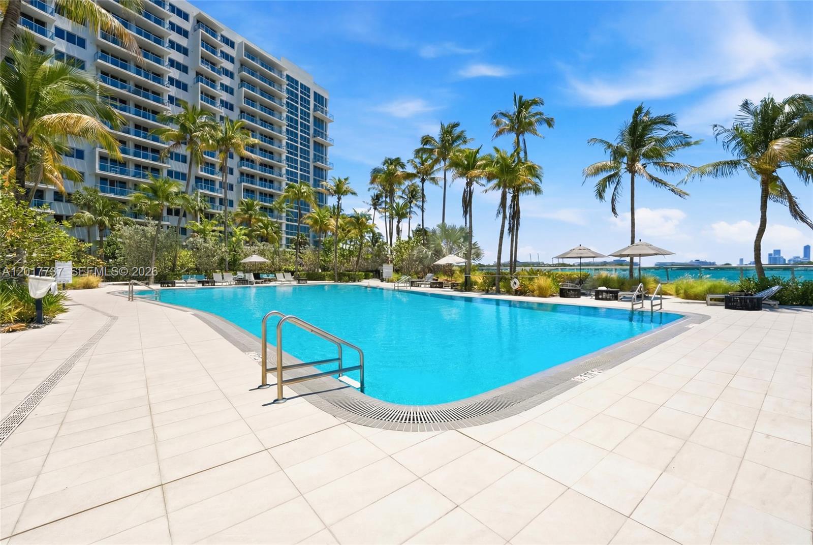 1500 Bay Rd #666S Miami Beach, FL 33139