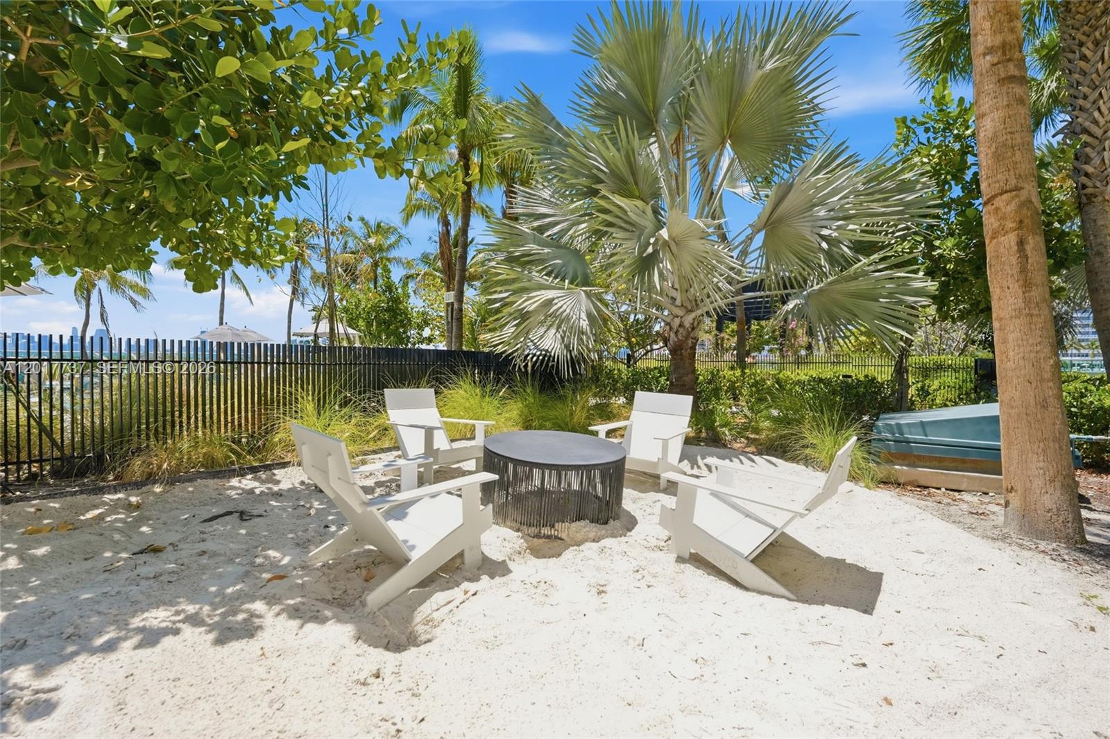1500 Bay Rd #666S Miami Beach, FL 33139