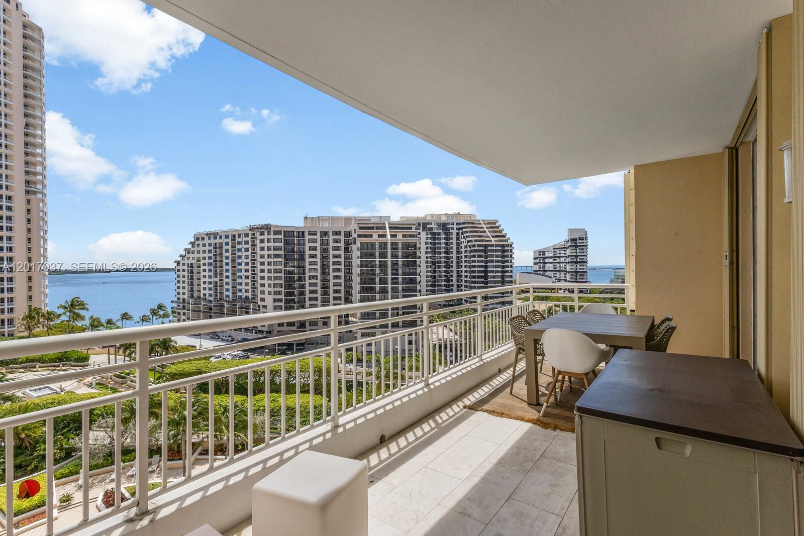 888 Brickell Key Dr #1207 Miami, FL 33131